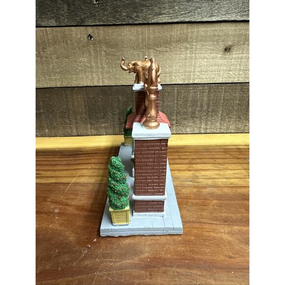 Rare Lemax City Zoo Front Entrance Christmas In The City  Lemax Village Collection City Zoo Entrance Table Accent Christmas Rare